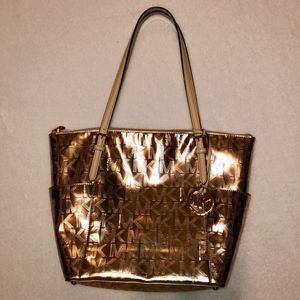 Michael Kors Jet Set Rose Gold Tote ✨